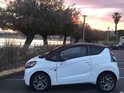 CONCESSION DE VENTE DE VOITURE SANS PERMIS DIESEL BOITE AUTOMATIQUE